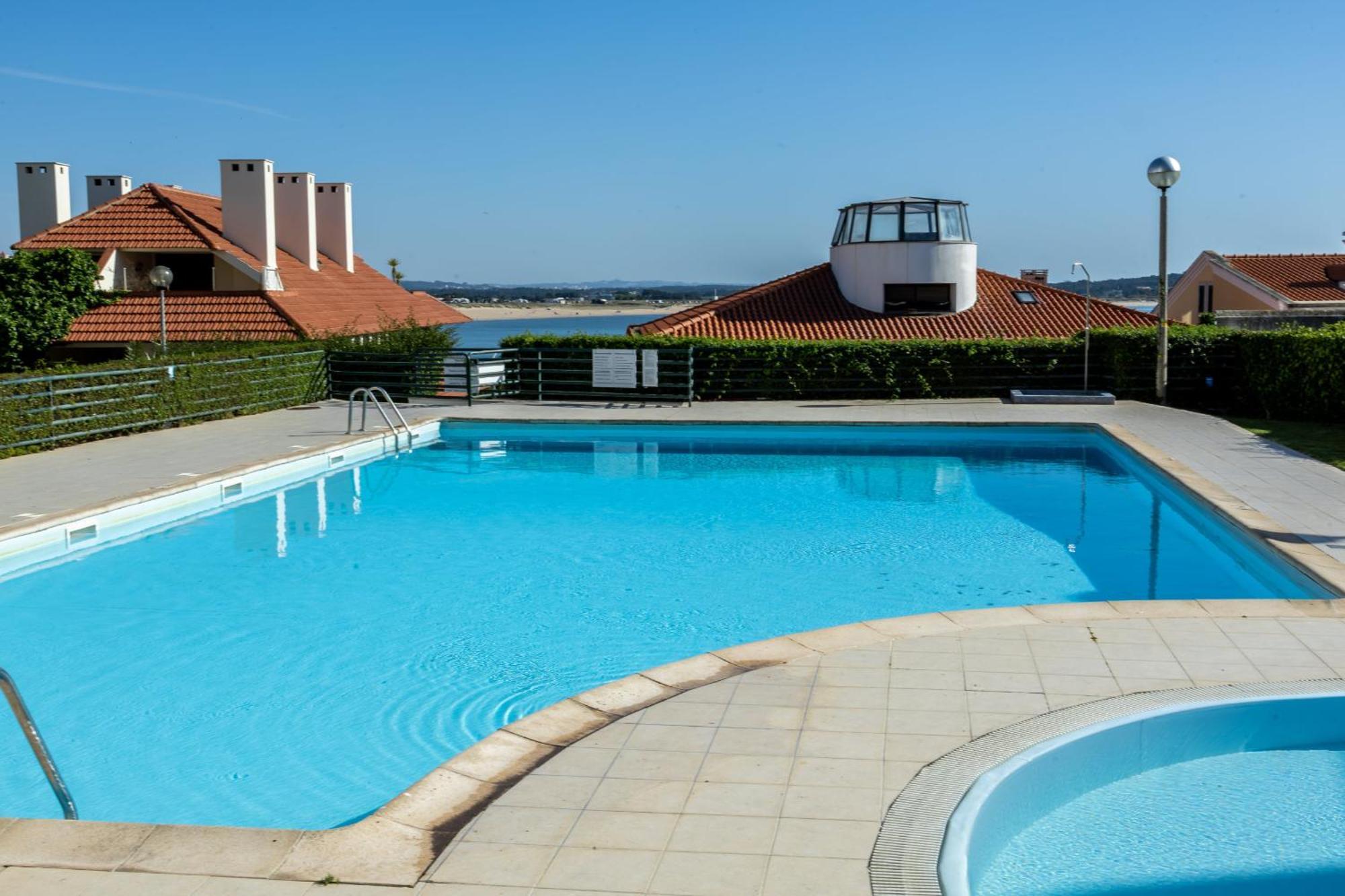 Baia - A Poucos Metros Da Baia Apartment Sao Martinho do Porto