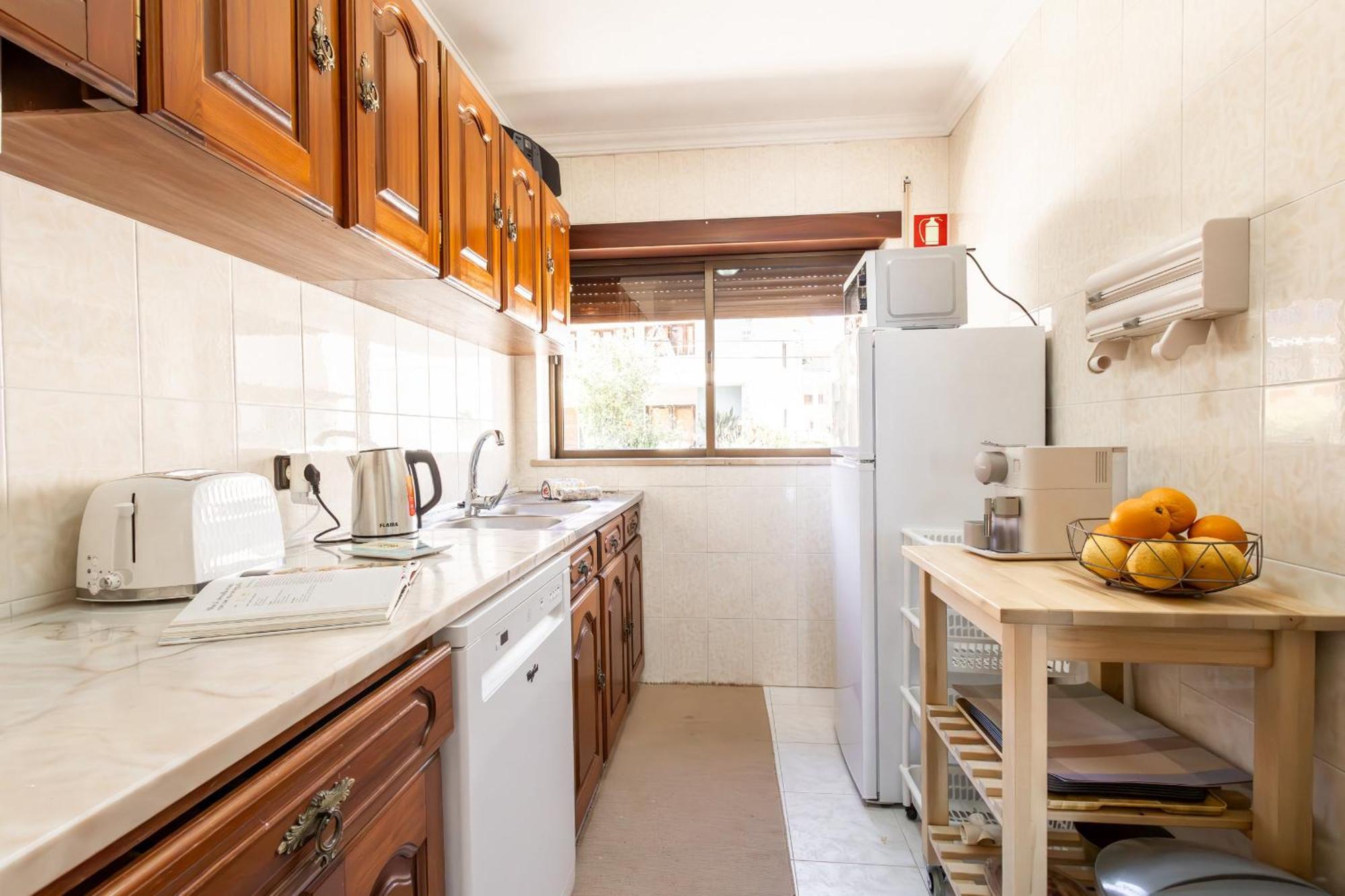 Apartment Baia - A Poucos Metros Da Baia *